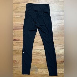 black lululemon leggings with pockets